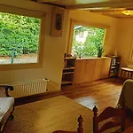 Het Houten Boshuisje Holiday home Hattemerbroek