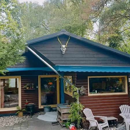 Feriehus Het Houten Boshuisje *